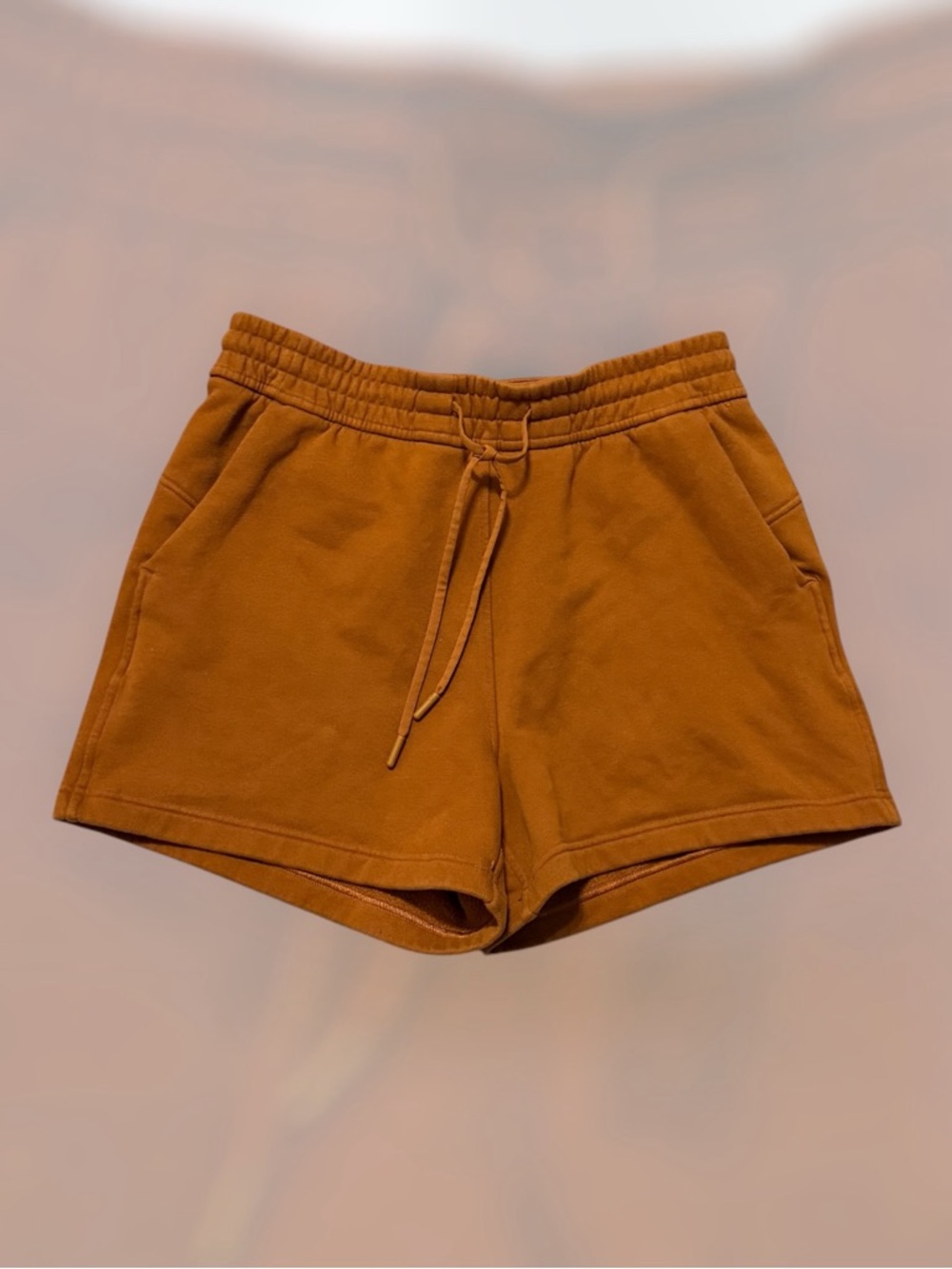 Lululemon Loungeful 4” shorts